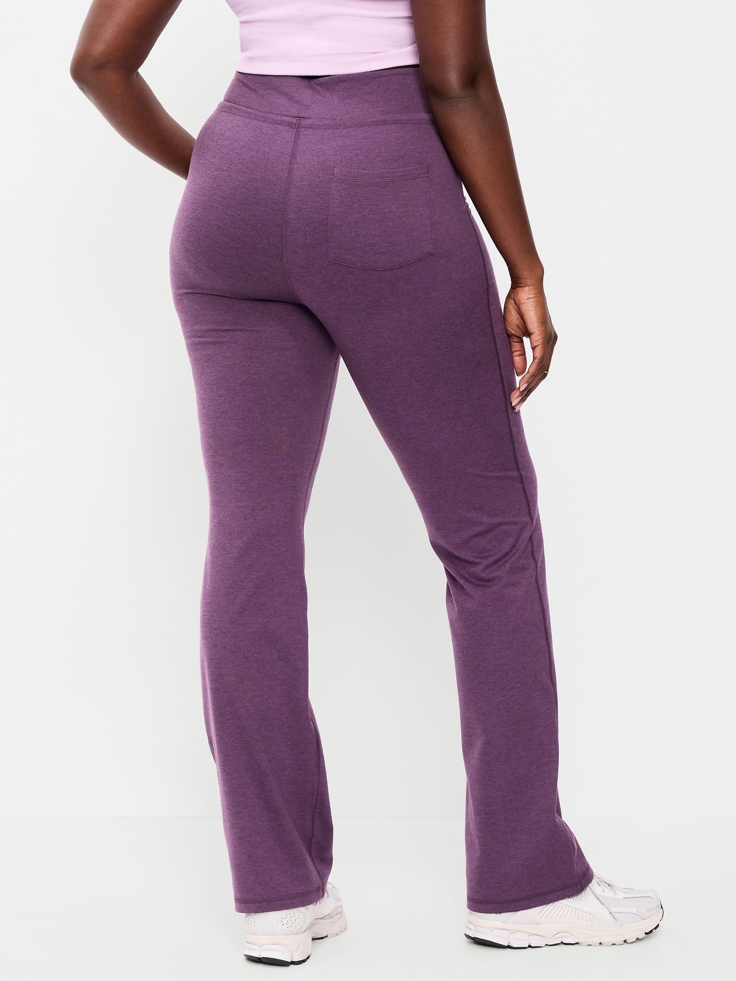 Extra High-Waisted CloudComfy Flare Leggings