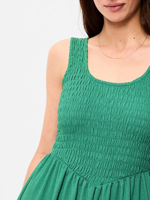 Image number 6 showing, Fit & Flare Sleeveless Smocked-Bodice Midi Dress