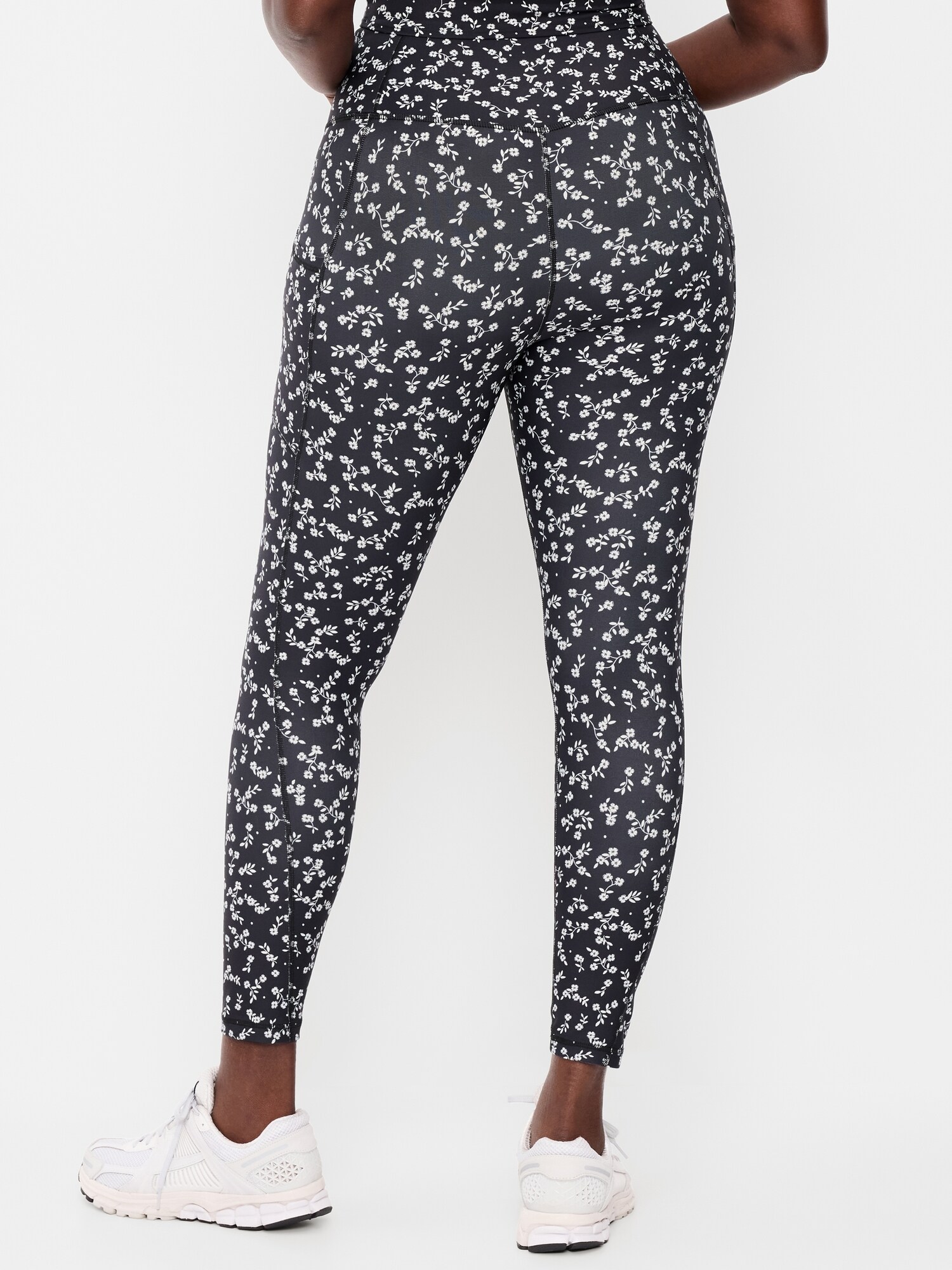 Женские леггинсы Old Navy High-Waisted PowerSoft 7/8 Pocket, цвет: Чёрный с принтом — фото 5