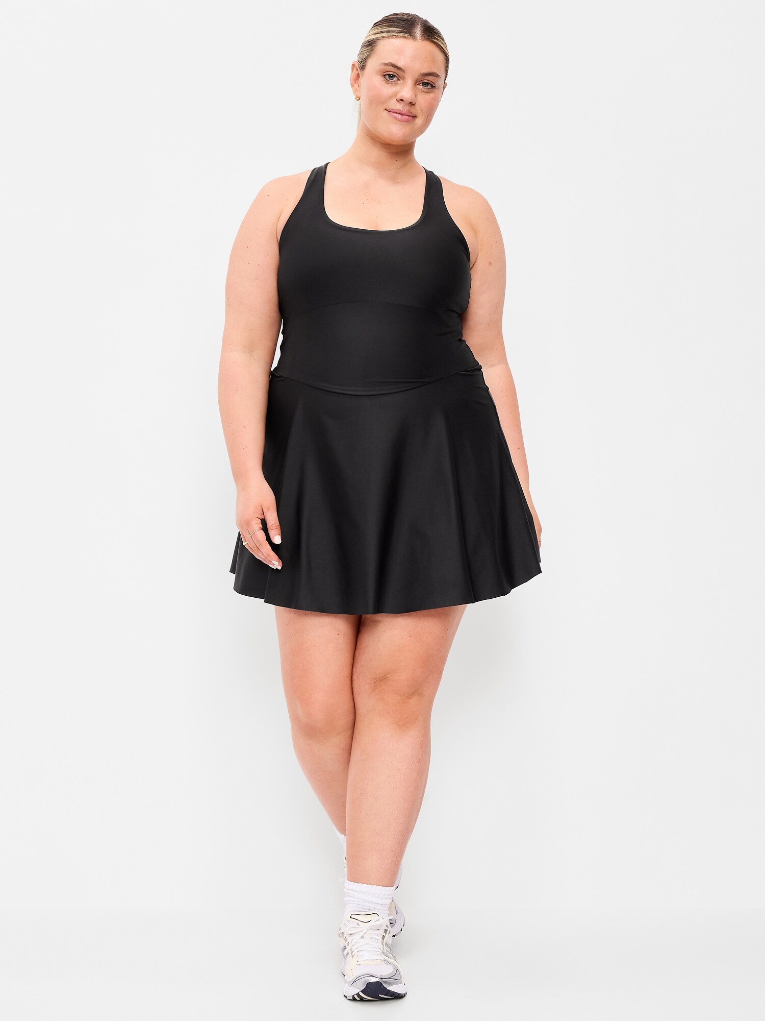 Женское платье Old Navy PowerSoft Fit & Flare Athletic, цвет: Чёрный — фото 6