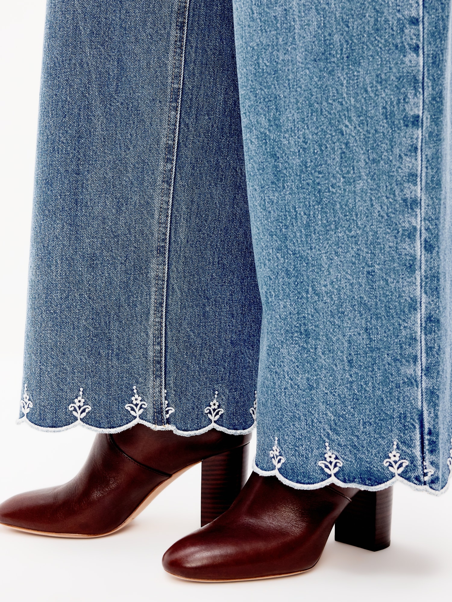 High-Waisted Baggy Wide-Leg Jeans