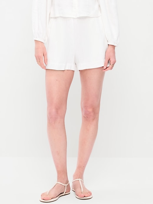 Image number 2 showing, High-Waisted Linen-Blend Shorts -- 3.5-inch inseam