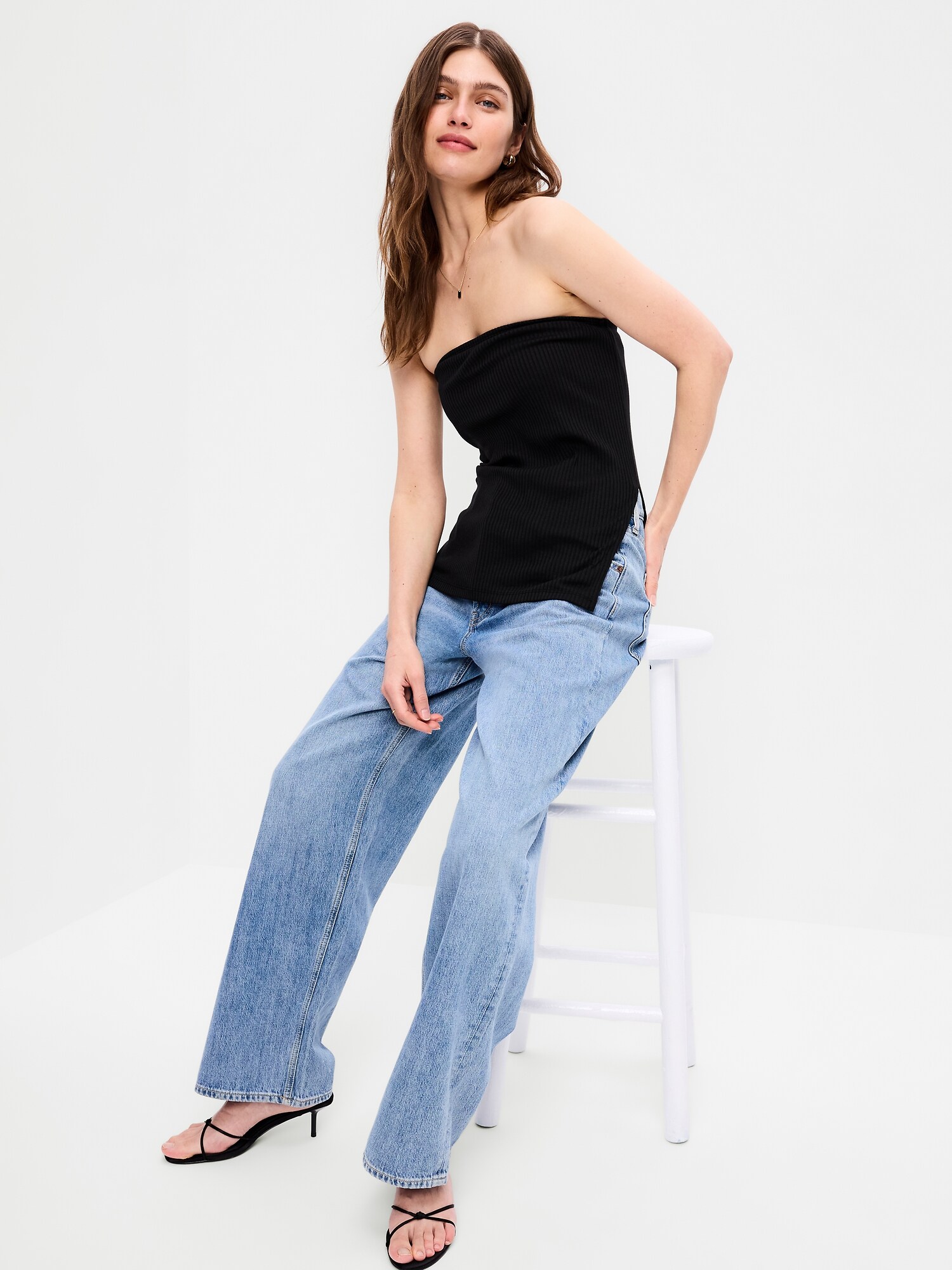 Женский топ Old Navy Asymmetrical Tube Top, цвет: Чёрный — фото 3