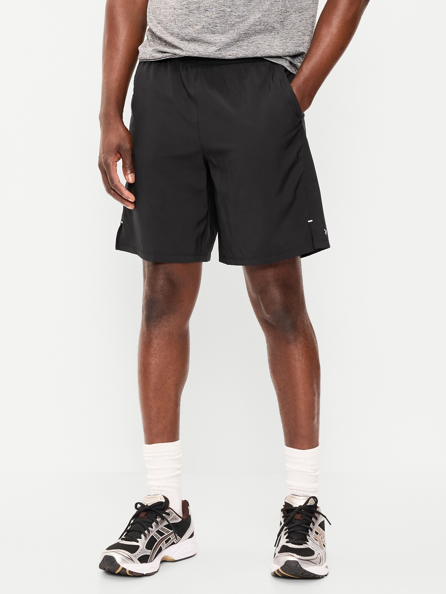 Мужские шорты Old Navy Performance Vent Run Shorts -- 7-inch inseam, цвет: Чёрный