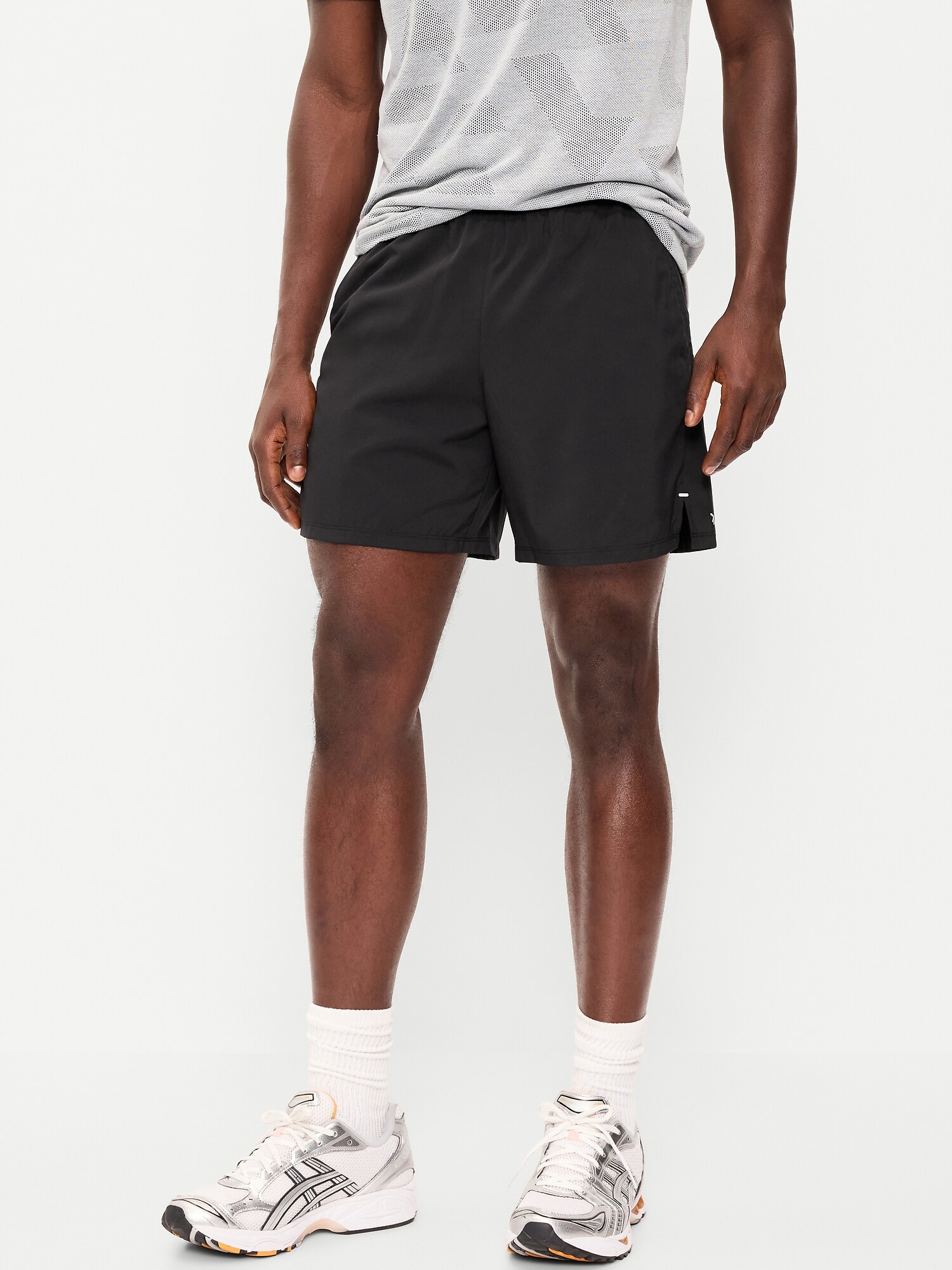 Мужские шорты Old Navy Performance Vent Run Shorts -- 5-inch inseam, цвет: Чёрный