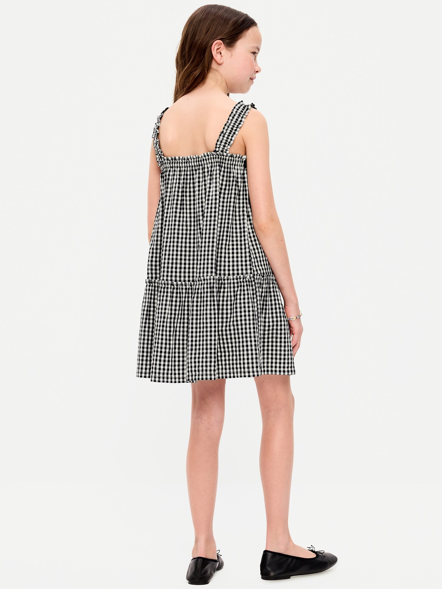 Платье Old Navy Printed Sleeveless Ruffled Swing Dress для девочек, цвет: Чёрный / Чёрный в мелкую клетку — фото 2