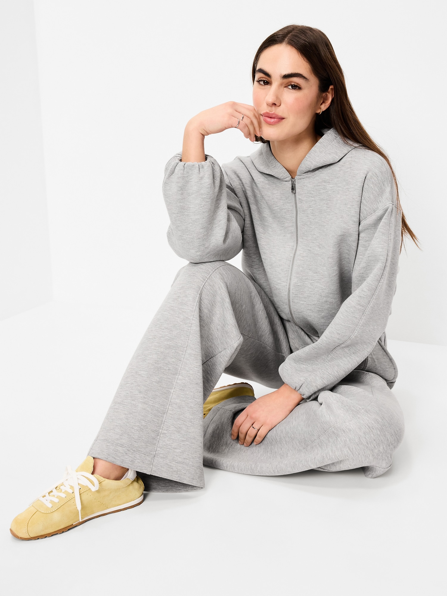 Bounce Fleece Bubble-Hem Hoodie Sweatshirt