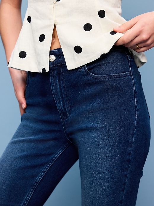 Image number 5 showing, High-Waisted Wow Capri Jeans