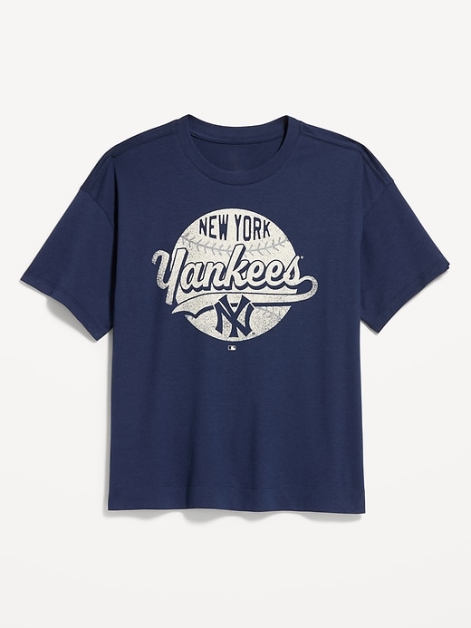 Image number 2 showing, New York Yankees Crew-Neck T-Shirt for Women