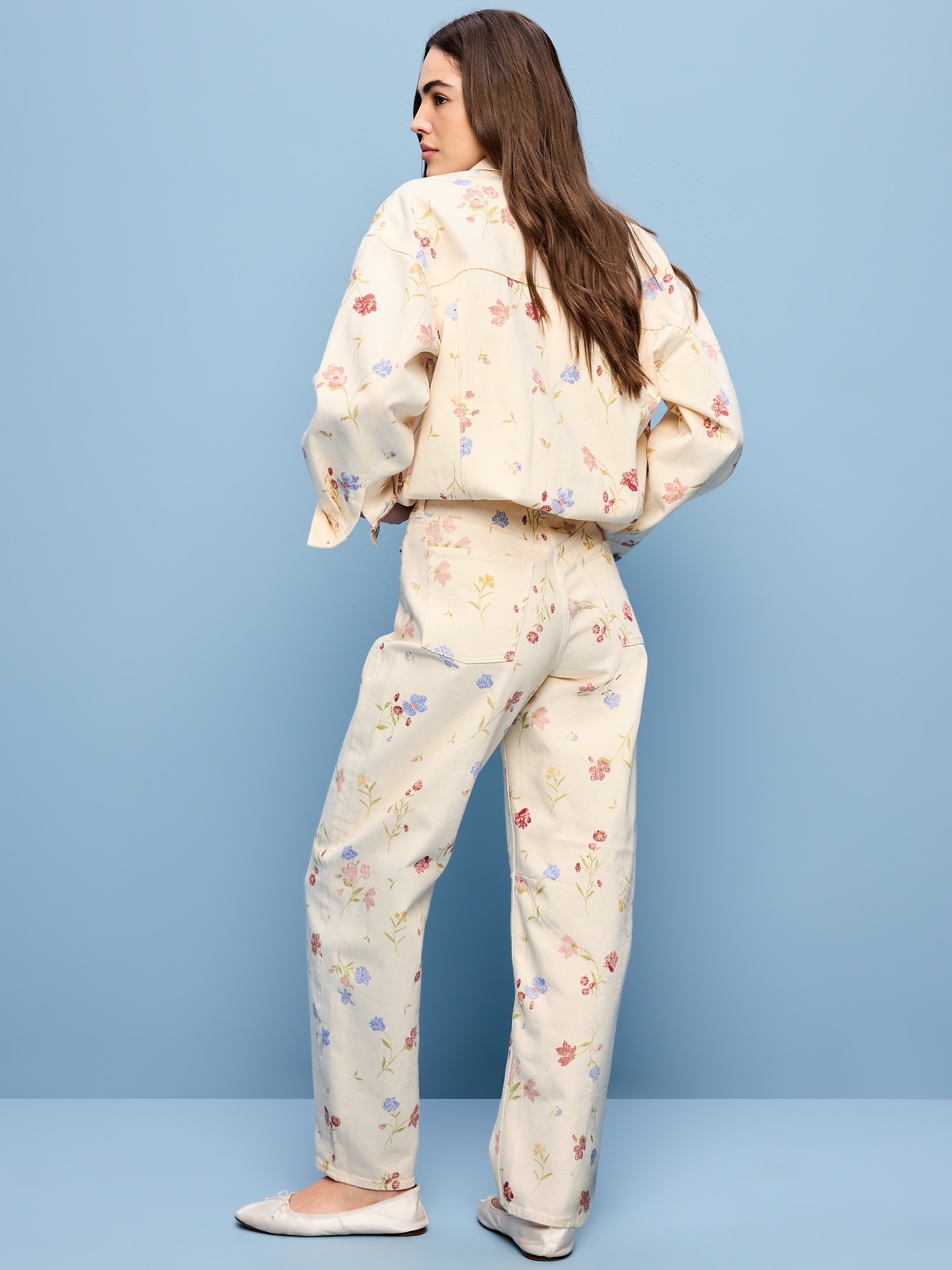 Image number 3 showing, High-Waisted Barrel Jeans