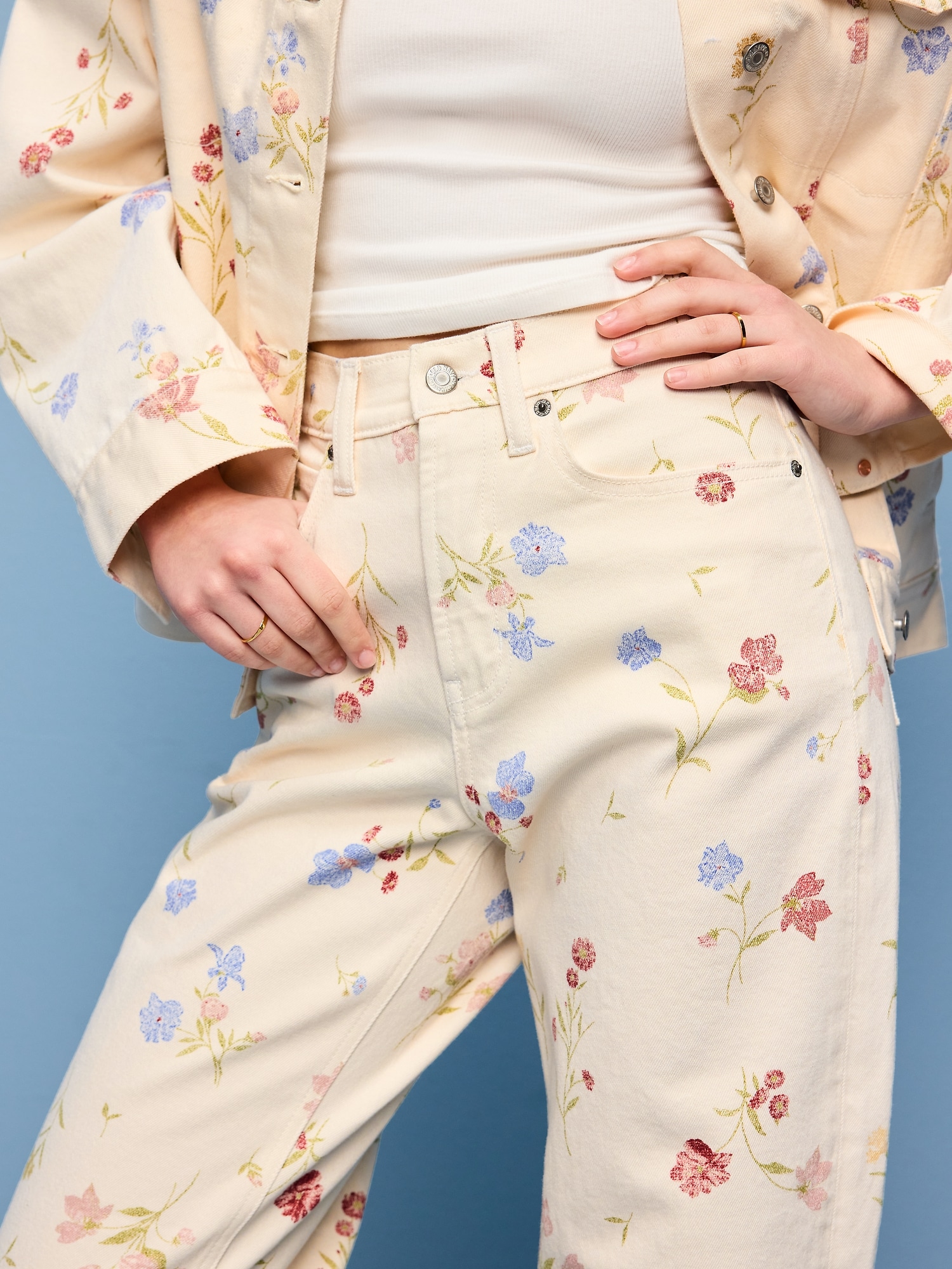 Image number 4 showing, High-Waisted Barrel Jeans