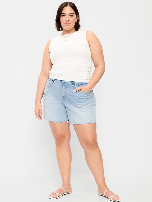 Image number 3 showing, High-Waisted Wow Baggy Jean Shorts -- 5-inch inseam