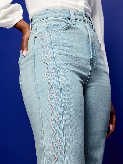 Image number 5 showing, Curvy Extra High-Waisted Scalloped Wide-Leg Jeans