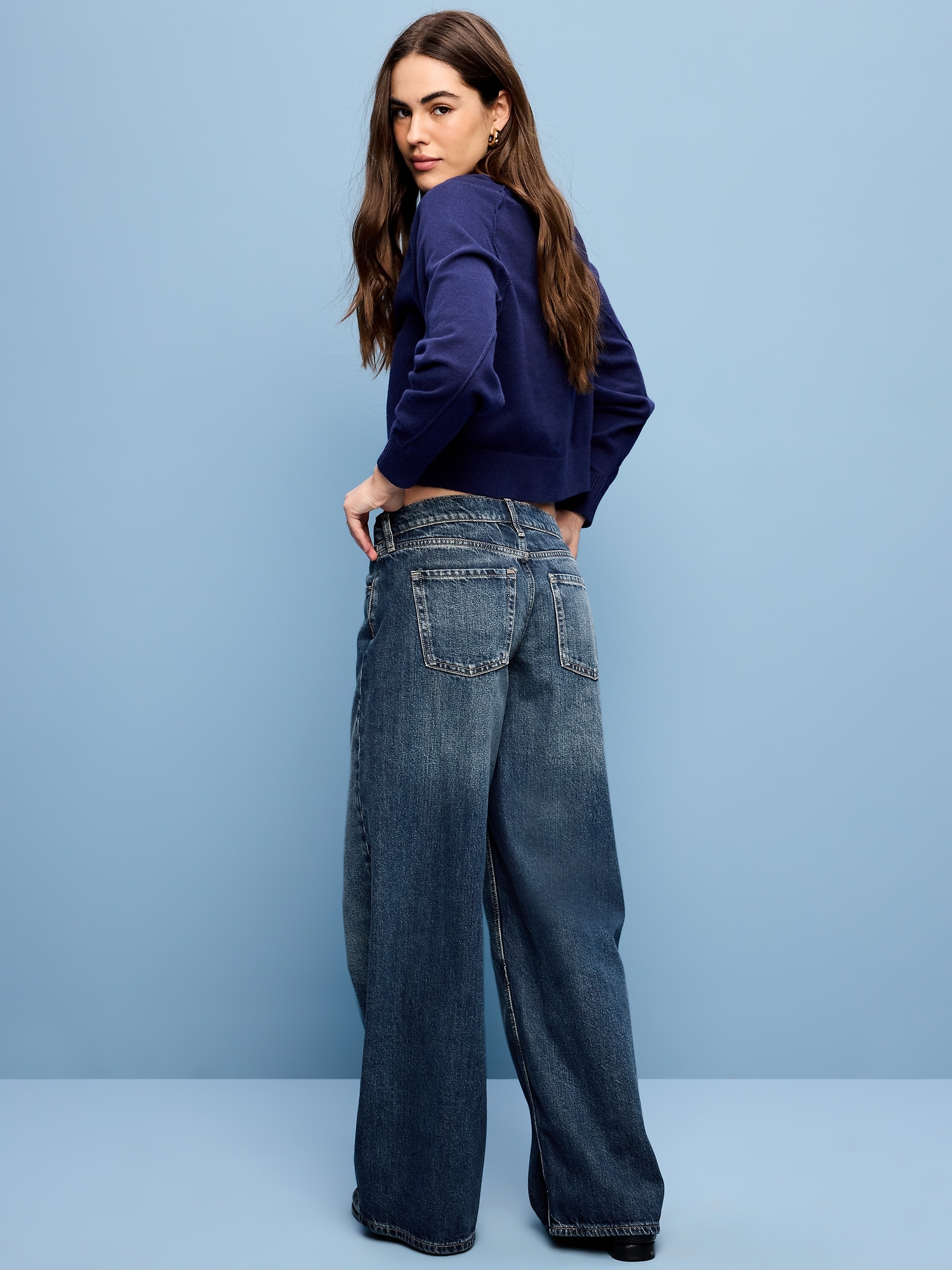 Low-Rise Baggy Wide-Leg Jeans