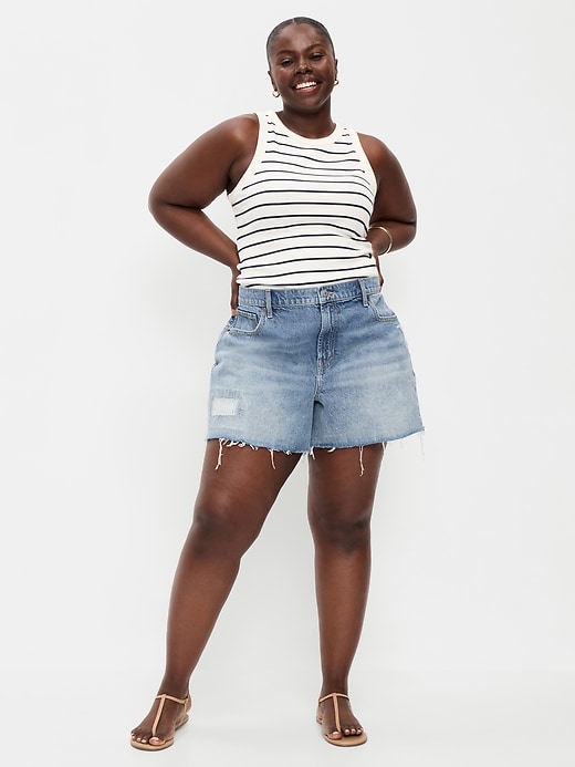 Image number 6 showing, Curvy High-Waisted Baggy Jean Shorts -- 5-inch inseam