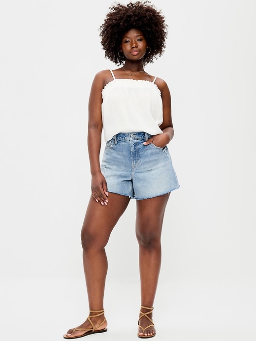 Image number 4 showing, Curvy High-Waisted Baggy Jean Shorts -- 5-inch inseam