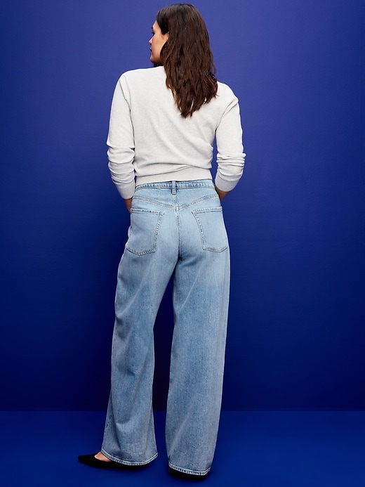 Image number 6 showing, High-Waisted Baggy Wide-Leg Stretch Jeans