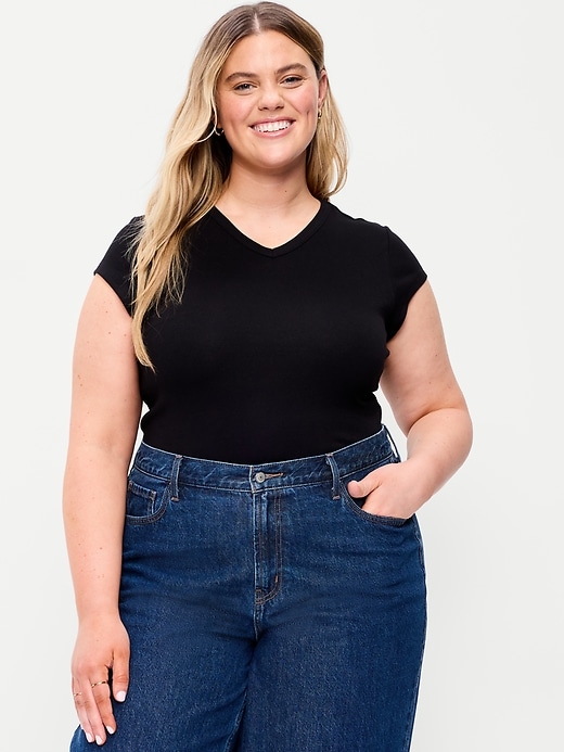 Image number 8 showing, Snug V-Neck T-Shirt