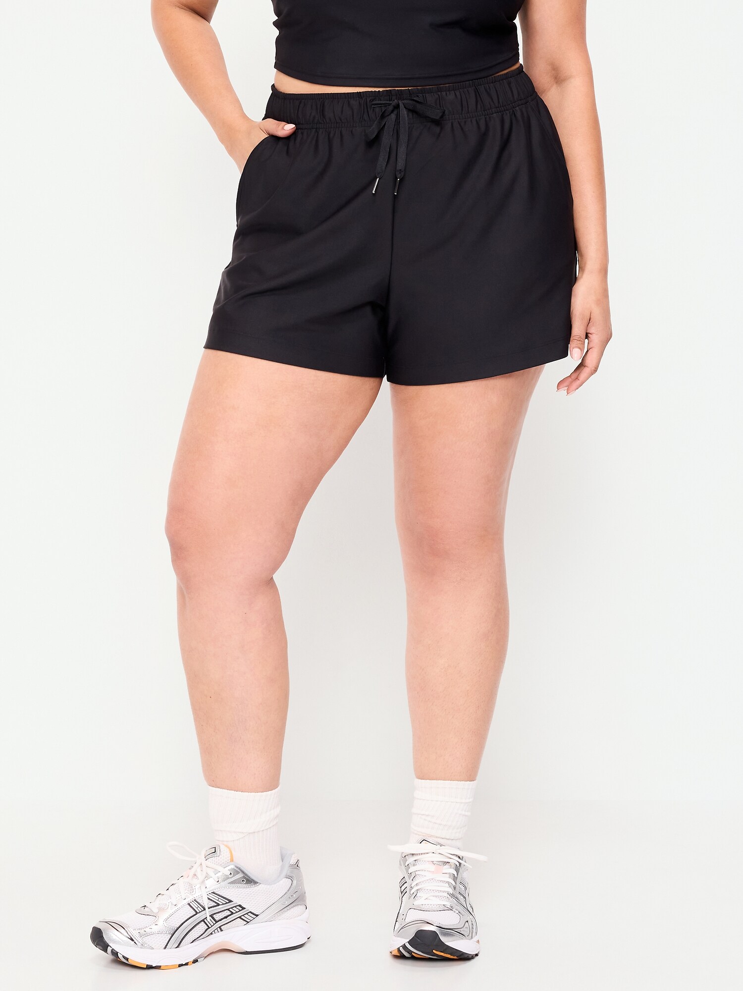 Женские шорты Old Navy High-Waisted PowerSoft Shorts -- 3.5-inch inseam, цвет: Чёрный — фото 6