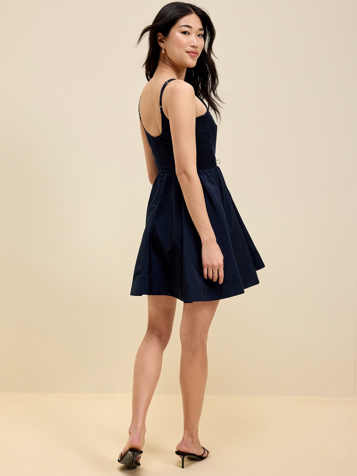 Женские платья The Occasion by Old Navy Fit & Flare Taffeta Mini, цвет: Тёмно-синий — фото 2