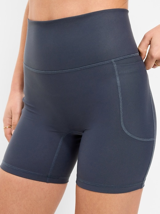 Image number 3 showing, Extra-High Waisted PowerSoft Boundless Pocket Biker Shorts-- 6-inch inseam - No Front Seam