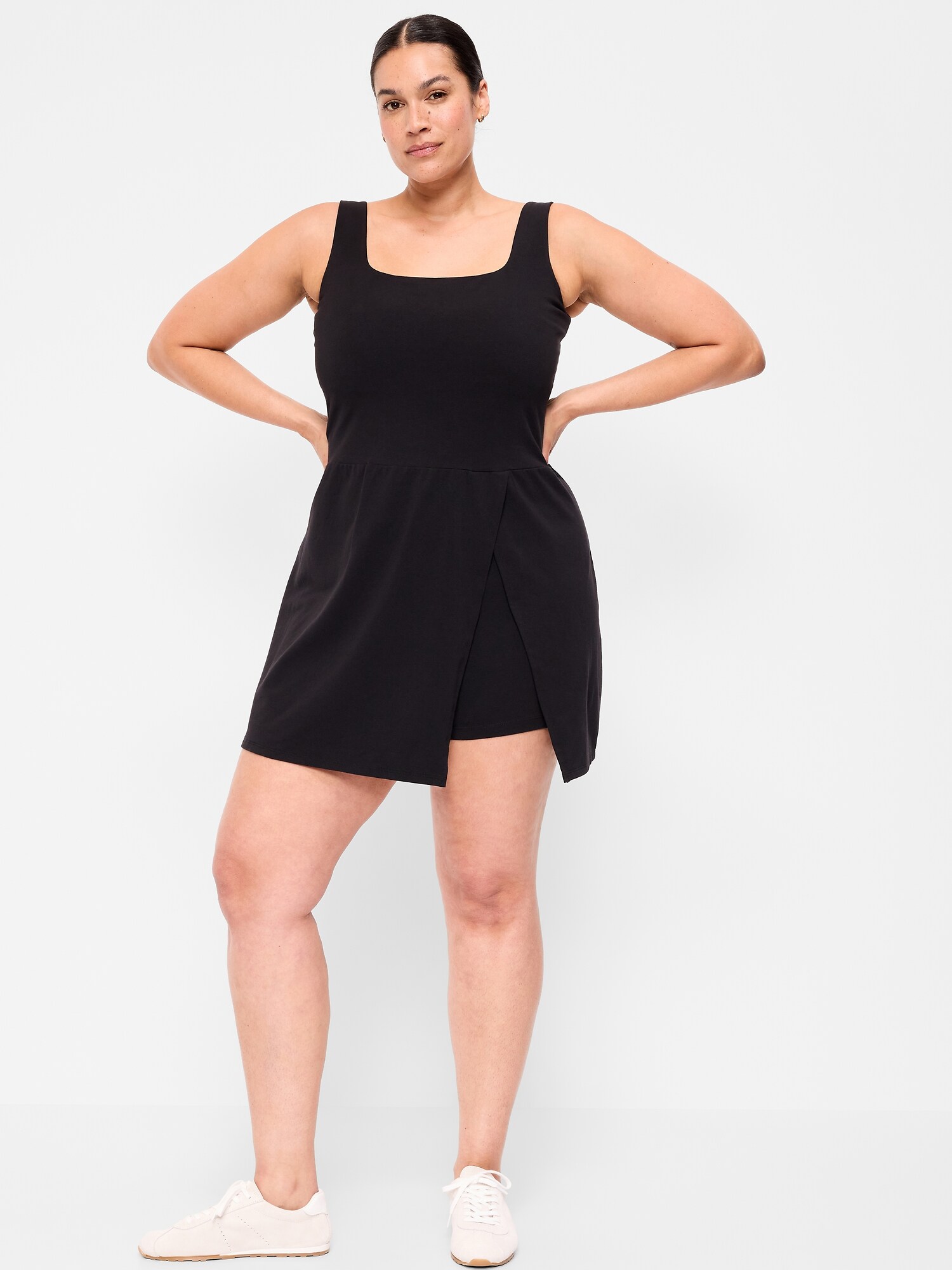 Женское платье Old Navy PowerChill Scoop-Back Athletic, цвет: Чёрный — фото 6