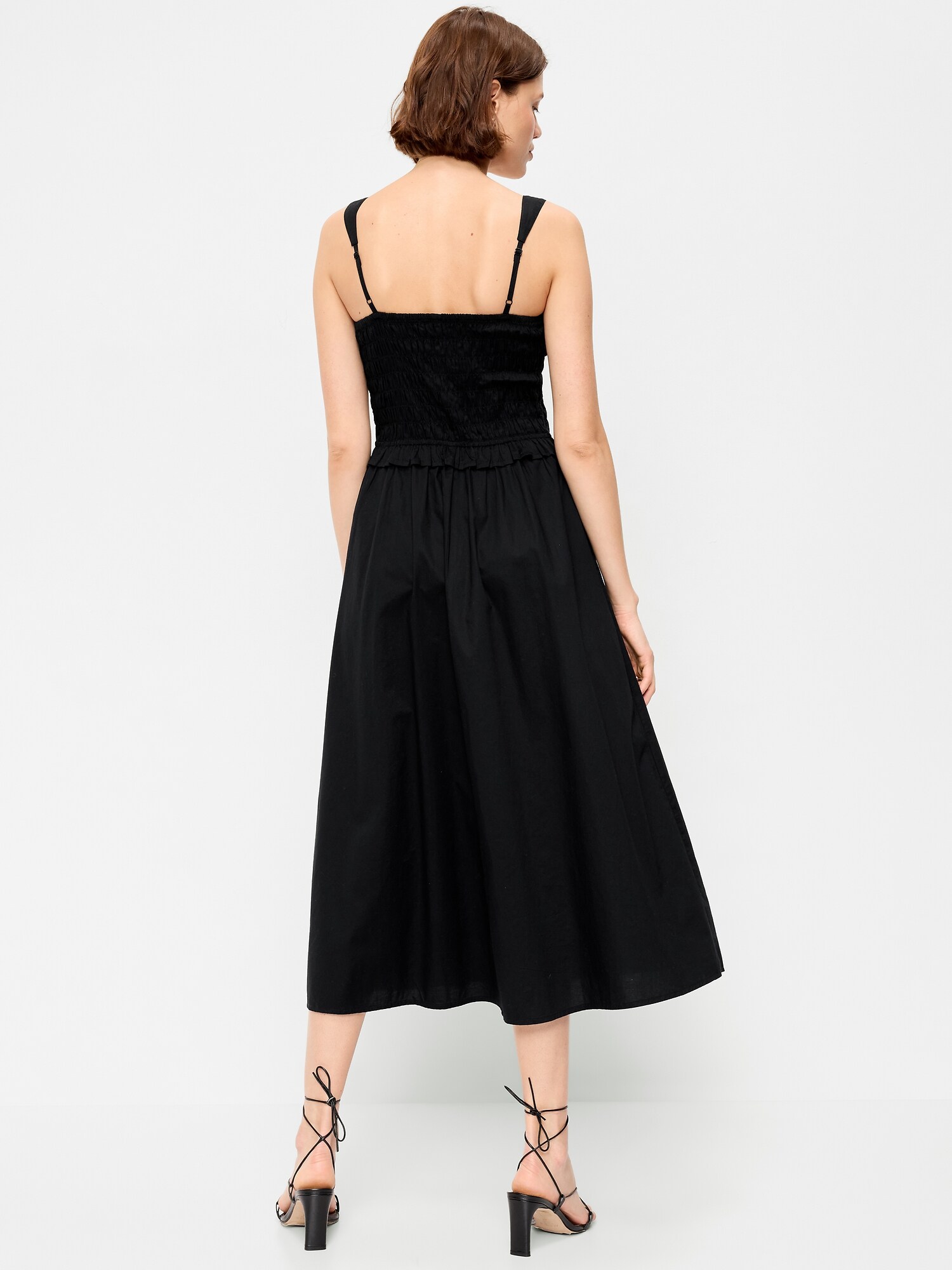 Женское платье Old Navy Fit & Flare Smocked-Bodice Midi, цвет: Чёрный — фото 2