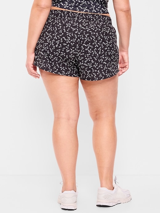 Image number 7 showing, Mid-Rise StretchTech Run Shorts -- 3-inch inseam