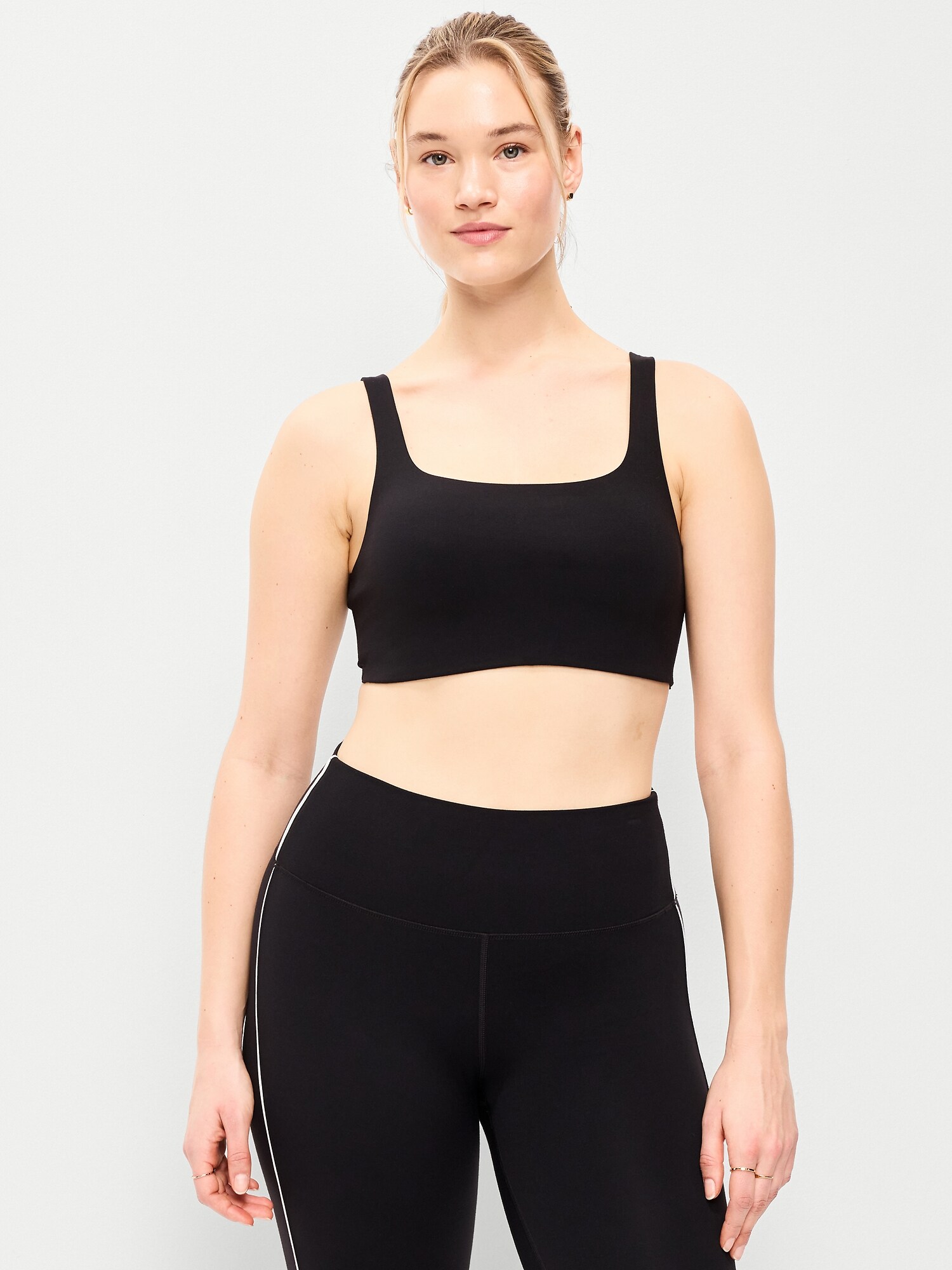 Спортивное бра Square-Neck, лёгкая поддержка — Old Navy, цвет: Чёрный — фото 4
