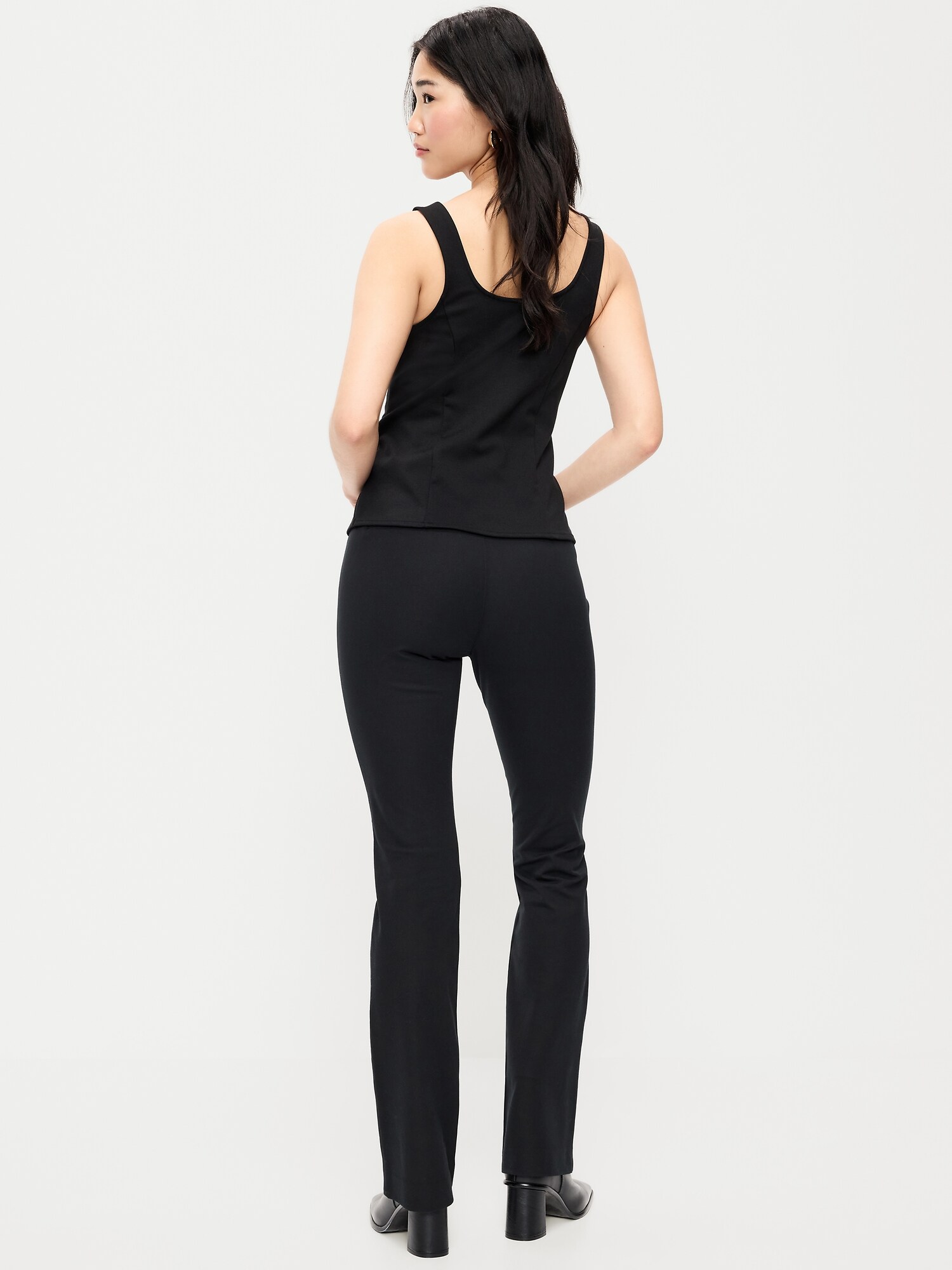 Женские брюки Old Navy High-Waisted Pixie Flare, цвет: Чёрный — фото 3