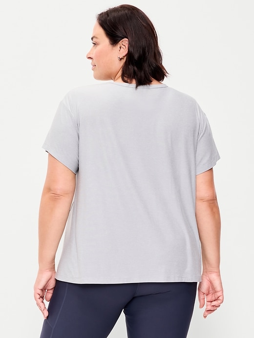 Image number 3 showing, CloudMotion Short-Sleeve Tunic