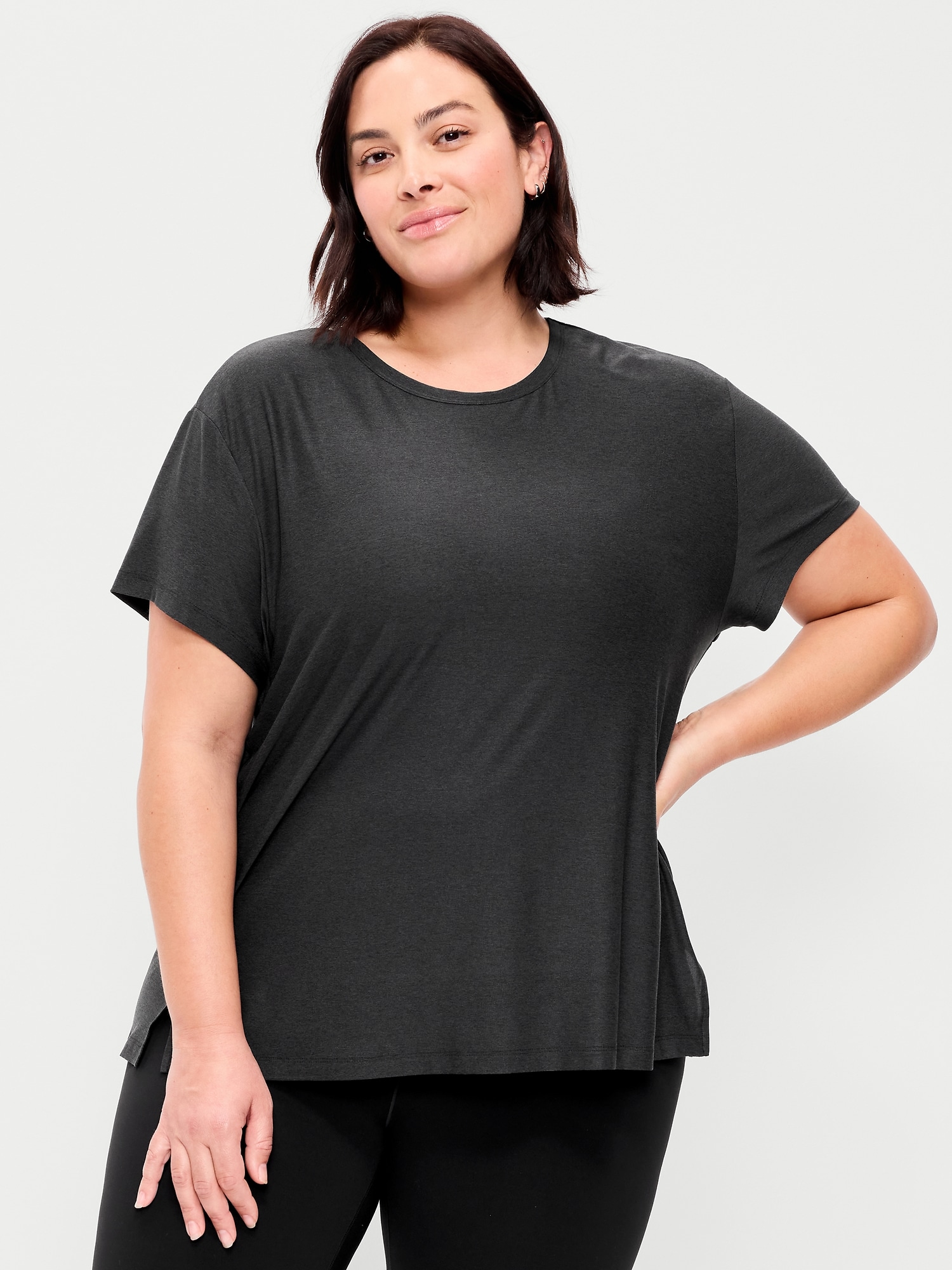 CloudMotion Short-Sleeve Tunic