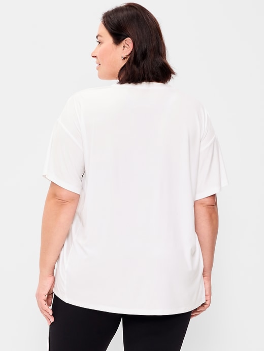 Image number 5 showing, CloudMotion Short-Sleeve Tunic