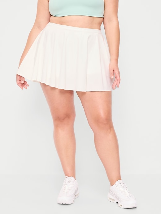 Image number 5 showing, Extra High-Waisted Stretch Woven Swing Skort