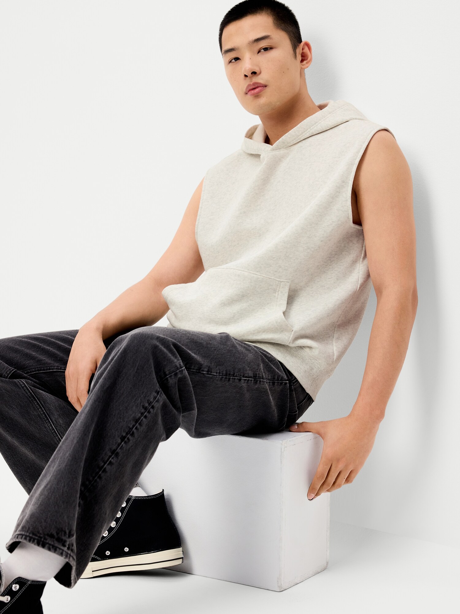Мужское худи Old Navy Lived-In Pro Sleeveless Muscle, цвет: Светлый серый меланжевый — фото 3