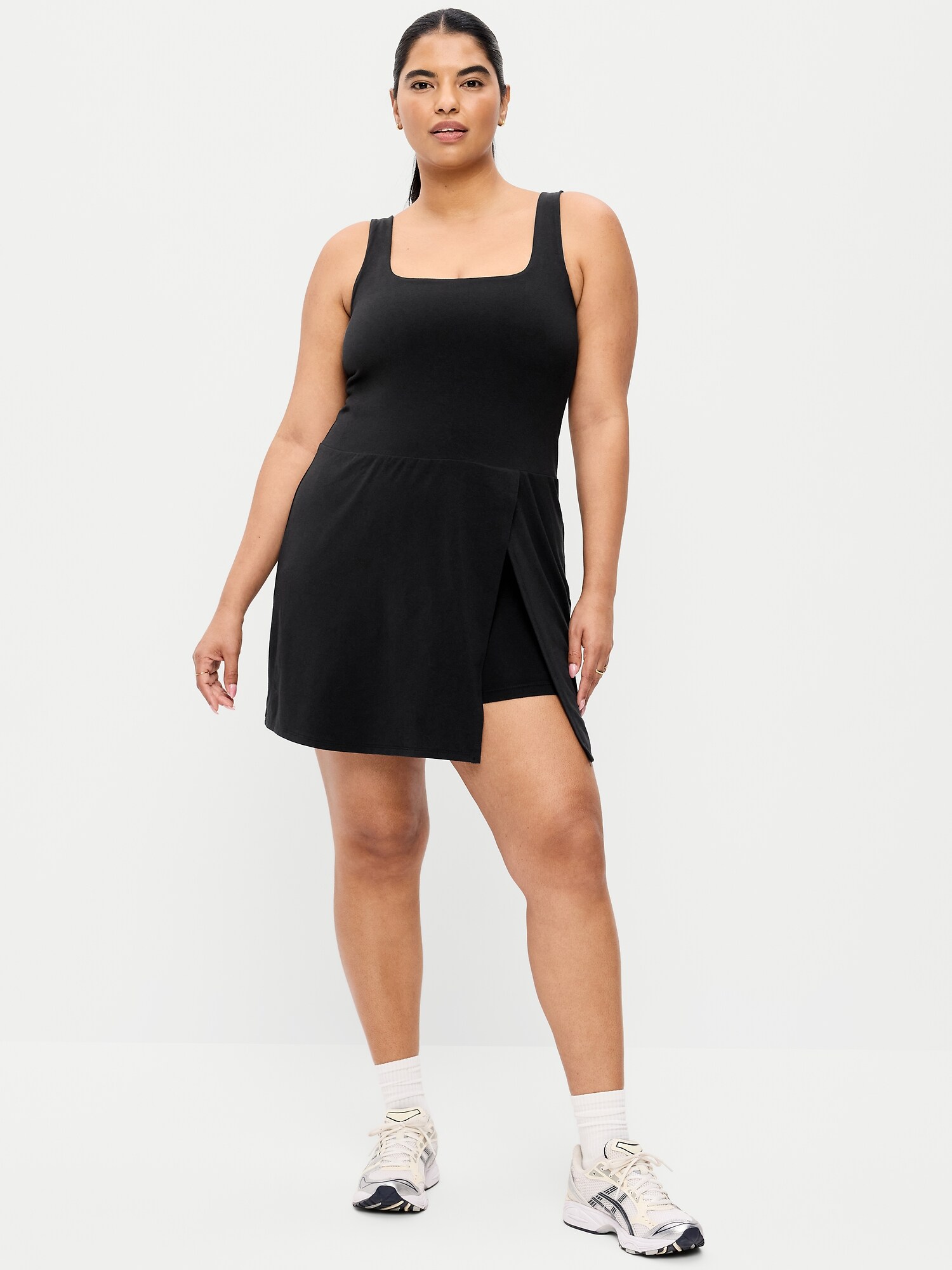 Женское платье Old Navy PowerChill Scoop-Back Athletic, цвет: Чёрный — фото 4
