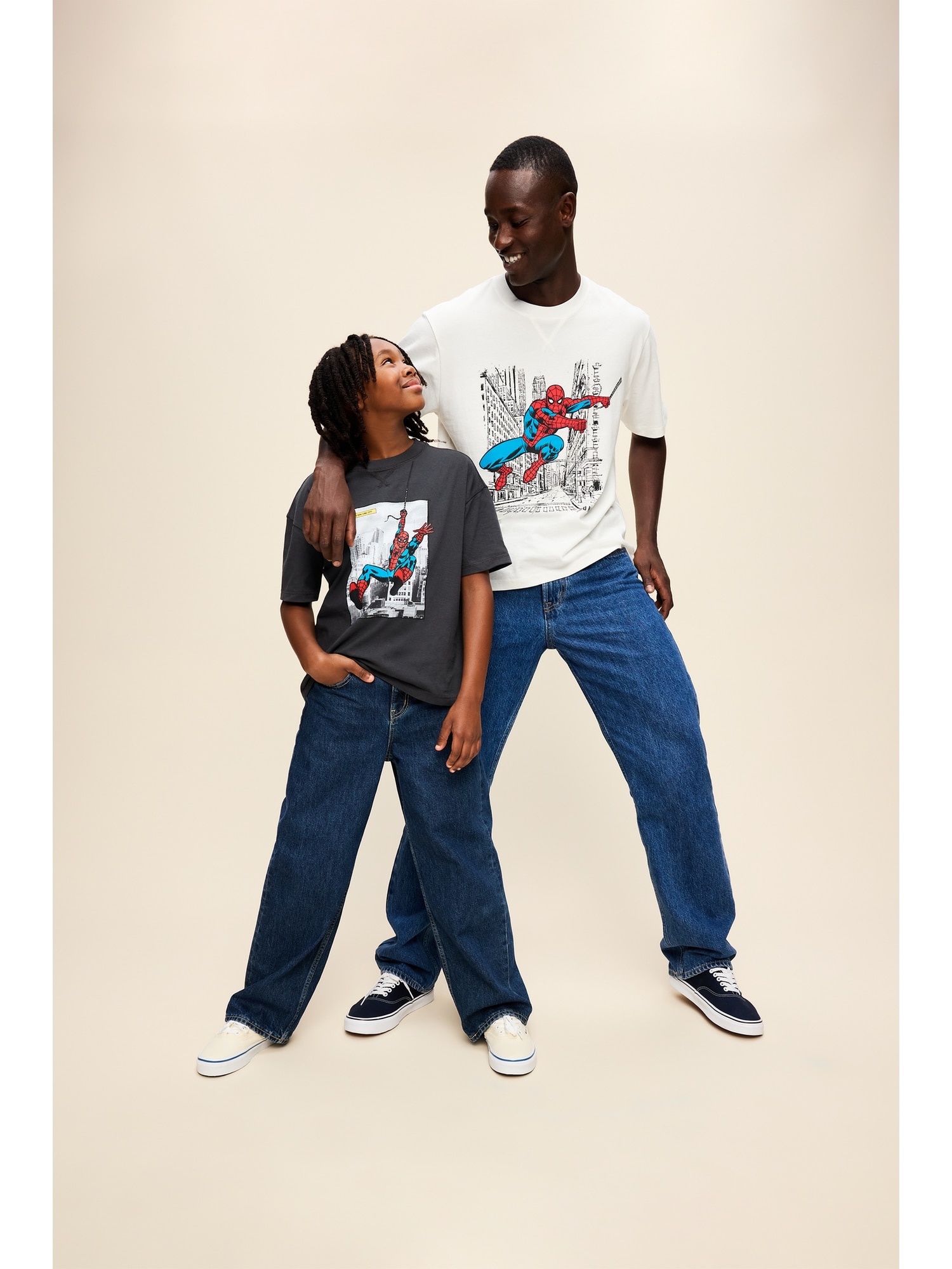 Old Navy x Marvel Spider-Man Boxy Heavyweight Graphic T-Shirt for Men