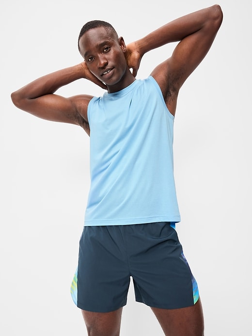 Image number 3 showing, CloudMotion Tank