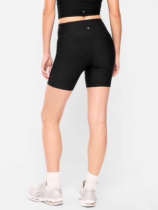 Image number 2 showing, Extra-High Waisted PowerSoft Boundless Pocket Biker Shorts-- 6-inch inseam - No Front Seam