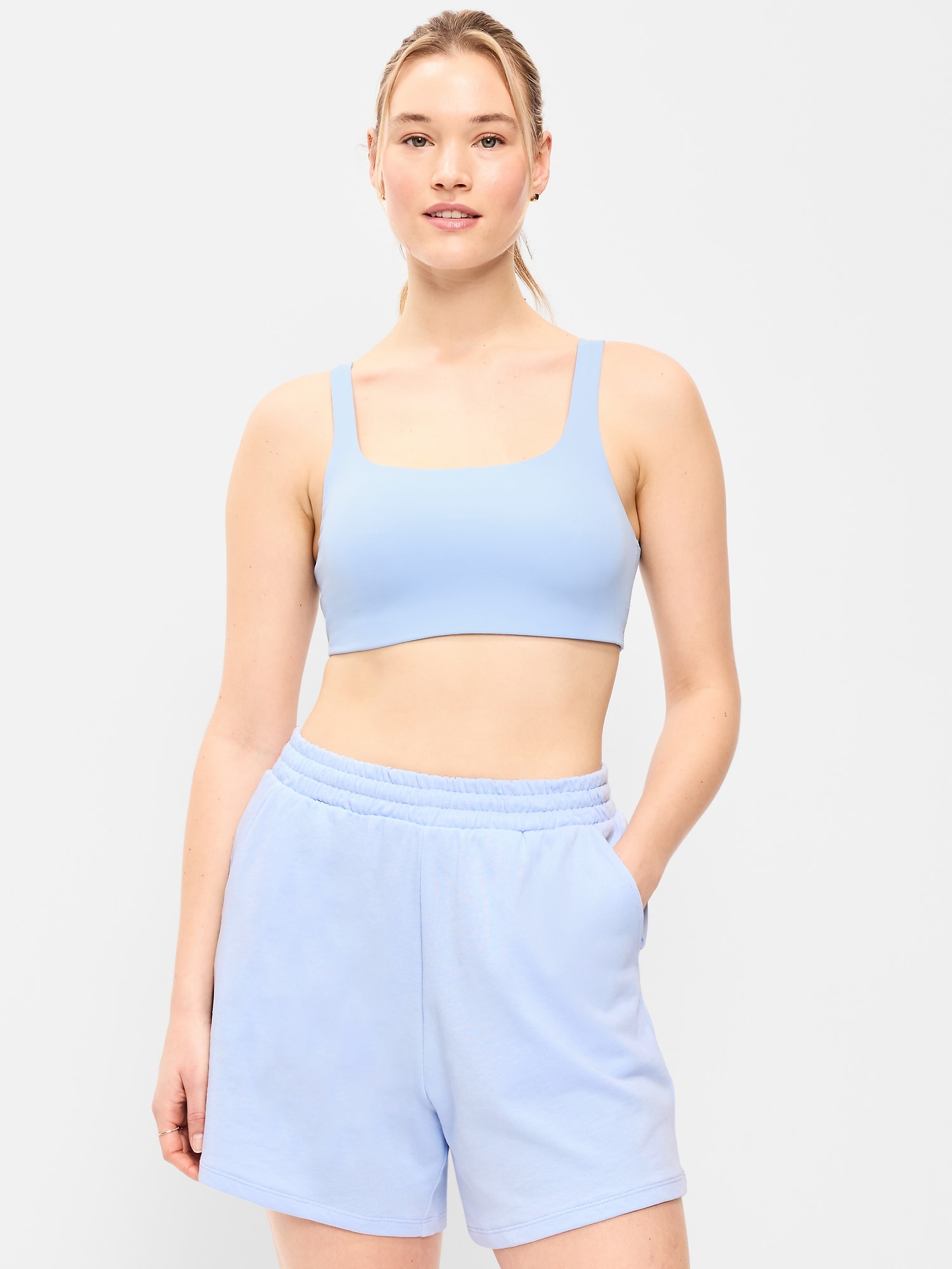 Light Support StudioSmooth Square-Neck Sports Bra
