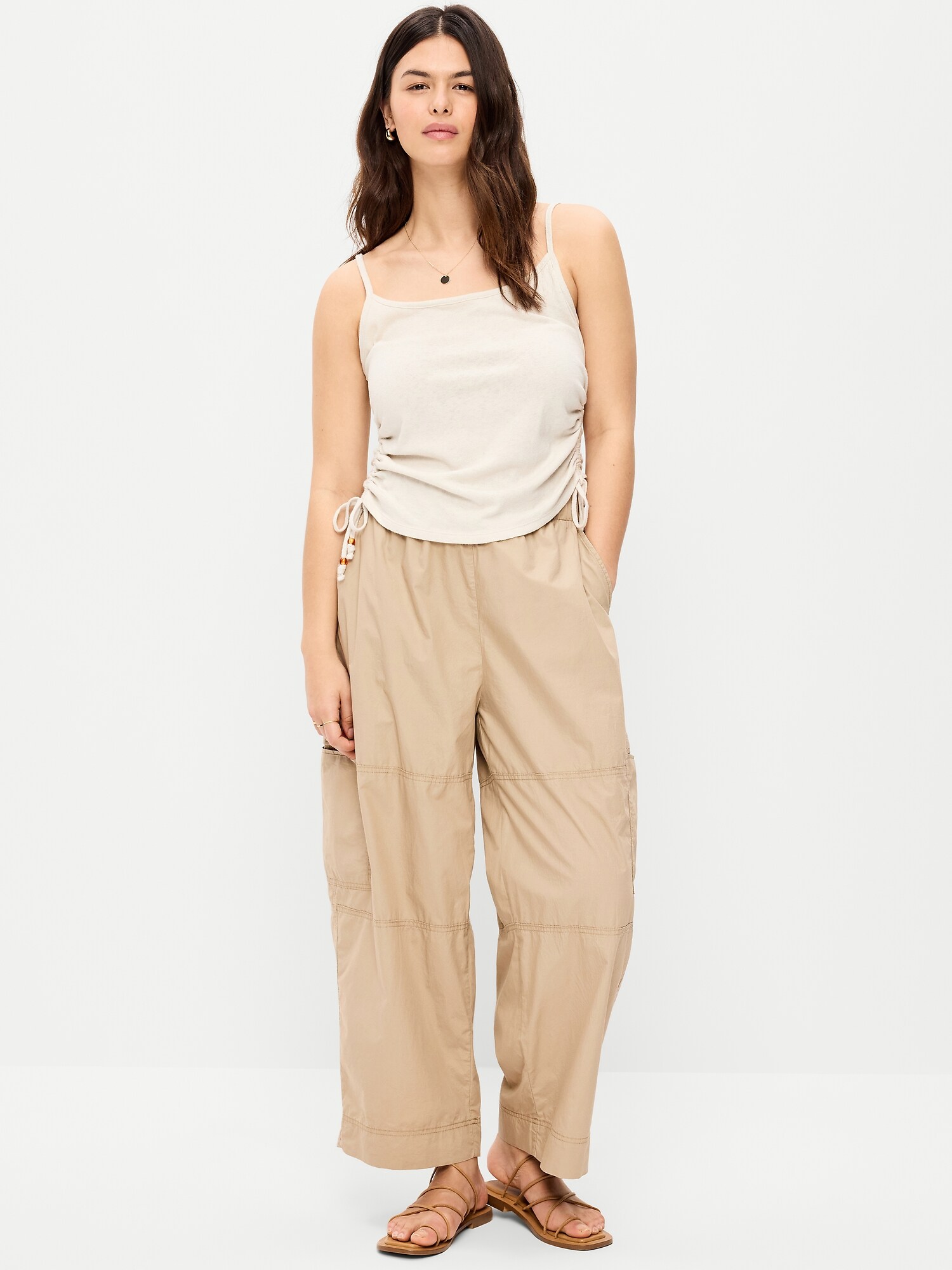 Женские брюки Old Navy Mid-Rise Cropped Barrel-Leg Utility, цвет: Миндальный — фото 5