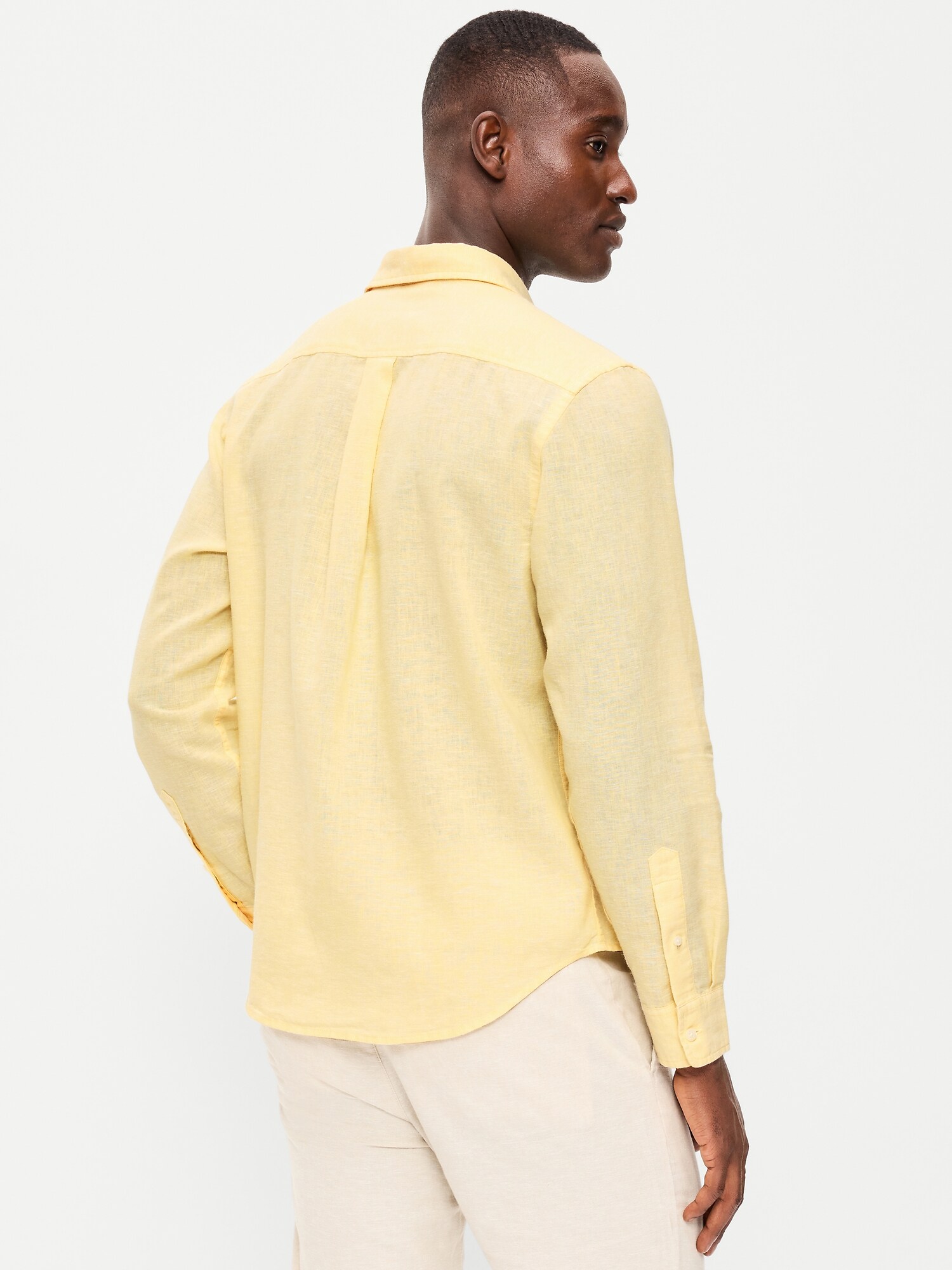 Мужская рубашка Old Navy Classic Fit Linen-Blend, цвет: Jojoba — фото 2