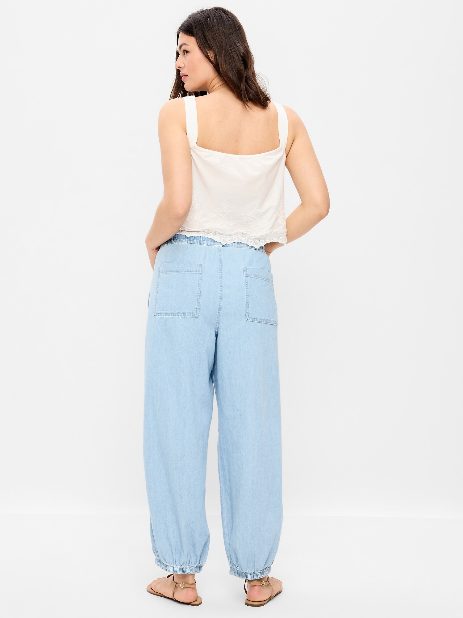 Женские брюки Old Navy Mid-Rise Pull-On Utility Harem Denim Pants, цвет: Синий потёртый — фото 6