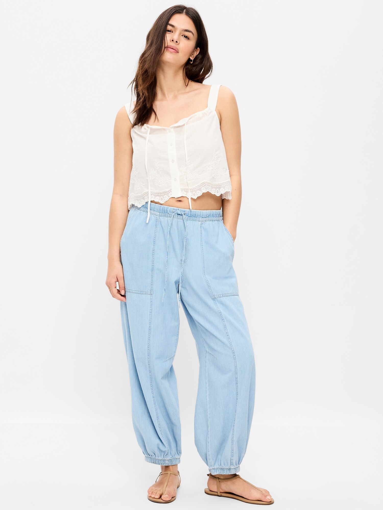 Женские брюки Old Navy Mid-Rise Pull-On Utility Harem Denim Pants, цвет: Синий потёртый — фото 5