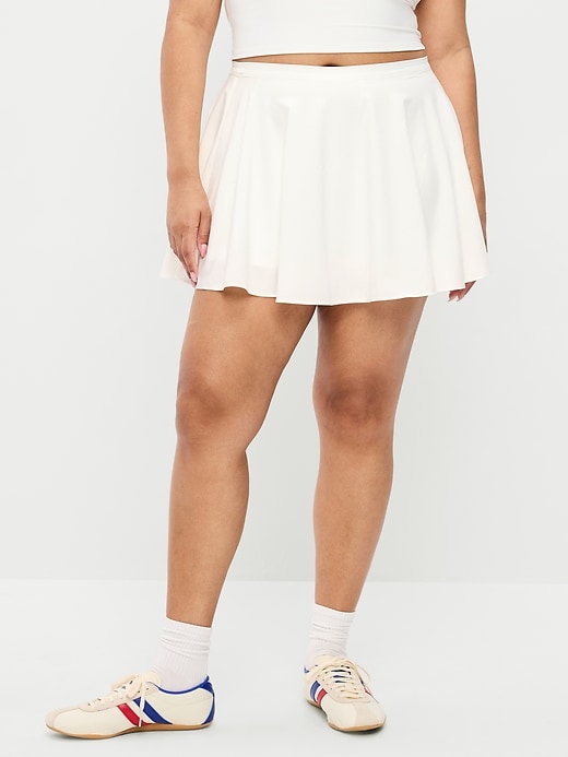 Image number 3 showing, Extra High-Waisted Stretch Woven Swing Skort