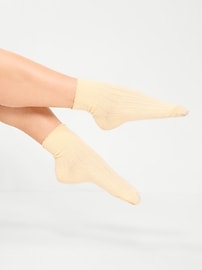Image number 1 showing, Ribbed Quarter-Crew Socks 2-Pack