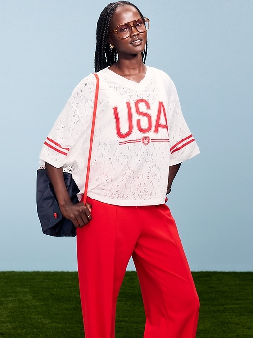 Image number 1 showing, FIFA World Cup 26™ USA Boxy Lace V-Neck T-Shirt for Women