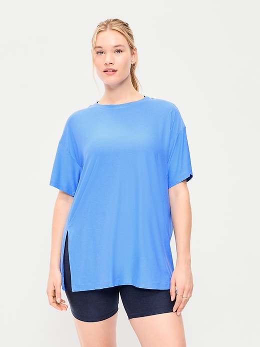 Image number 5 showing, CloudMotion Short-Sleeve Tunic