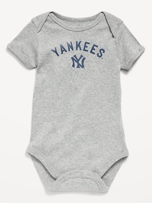 Image number 2 showing, New York Yankees Unisex Bodysuit for Baby
