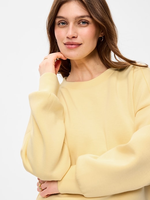 Image number 4 showing, Bounce Fleece Crew-Neck Cropped Sweatshirt